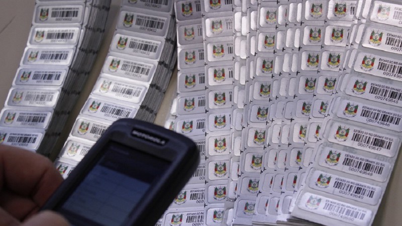 APE dispõe de 3,5 milhões de plaquetas para catalogar bens móveis do Estado